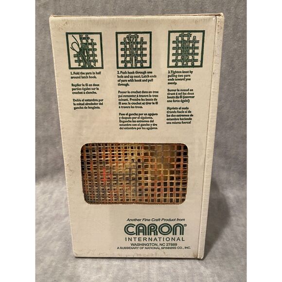 Latch Hook Kit Chocolate #4696 Dog Lab New 12" x 12" CARON WonderArt - Picture 8 of 9